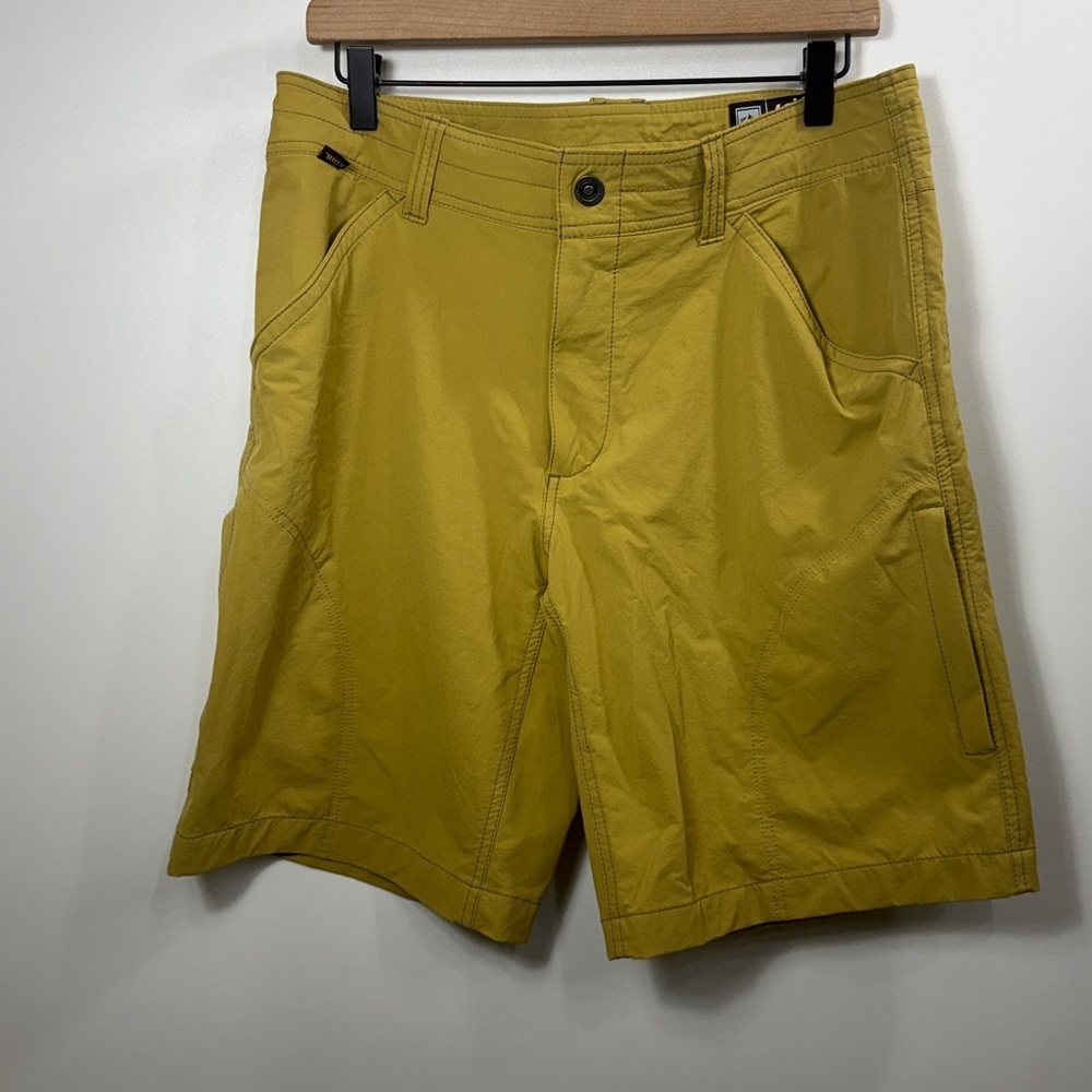 Kuhl Men’s Nylon-Spandex Cargo Shorts yellow gold size 34
